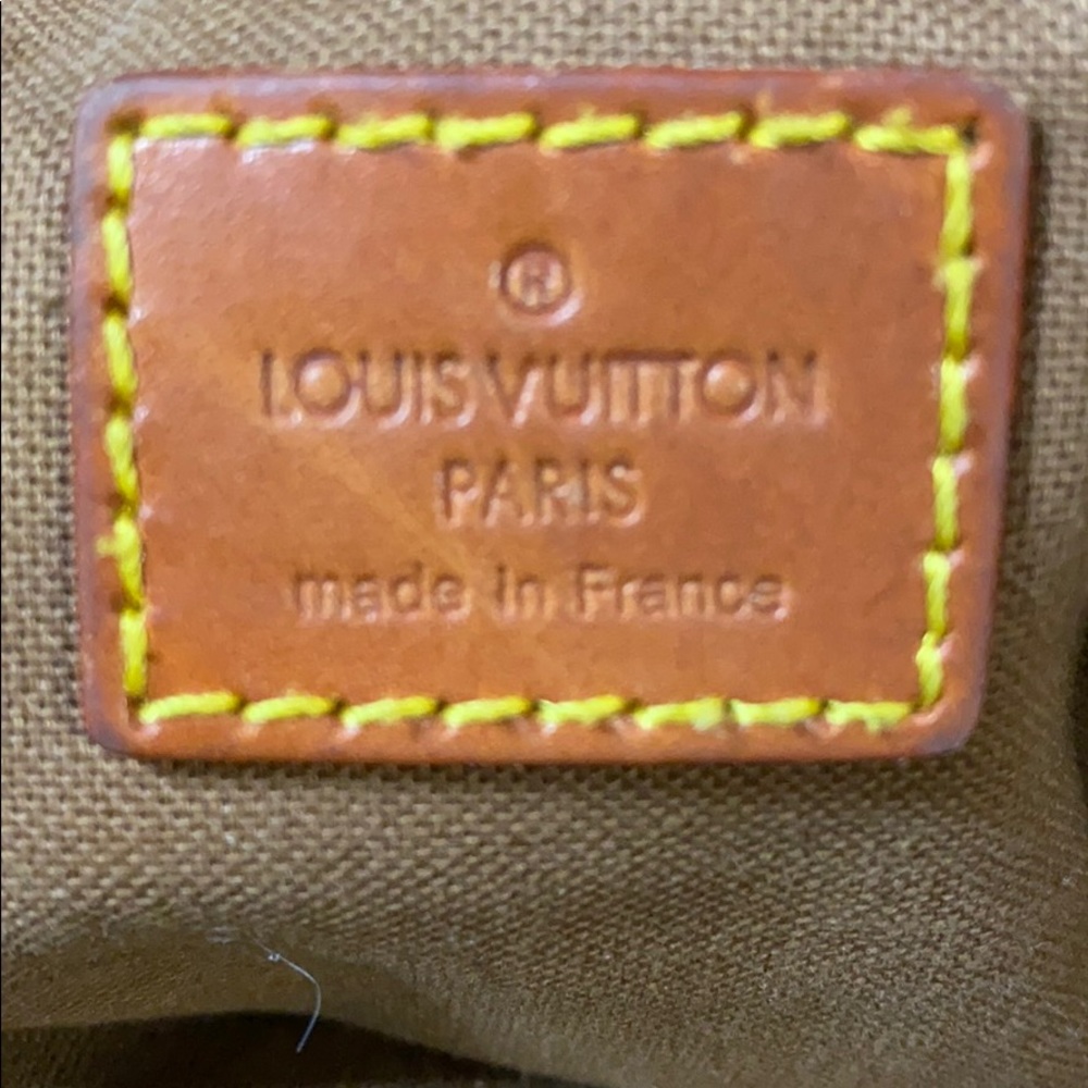 LOUIS VUITTON Monogram Tivoli GM Shoulder Handbag - Picture 9 of 9